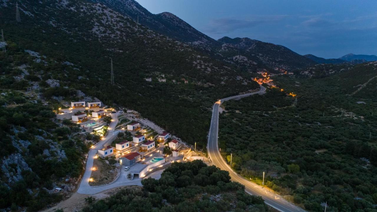 Camping Homes Grot Gradac  Exterior photo